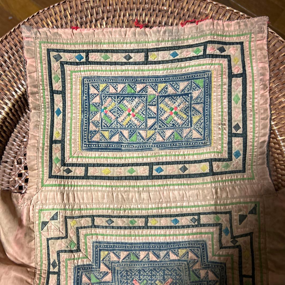 古古布モン族手刺繍藍染めバティック・おんぶ布