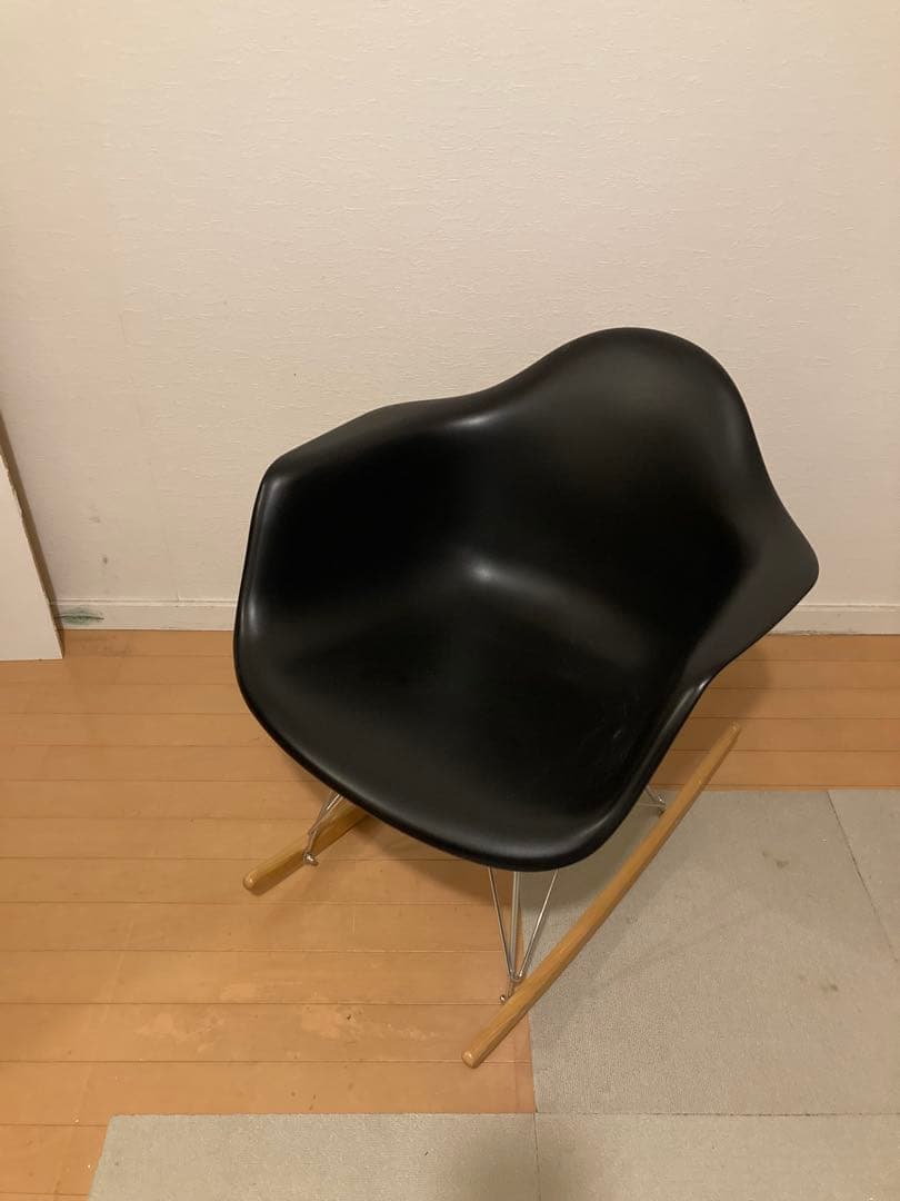イームズ　チェア RAR シェルアームチェアロッキングチェア 黒
