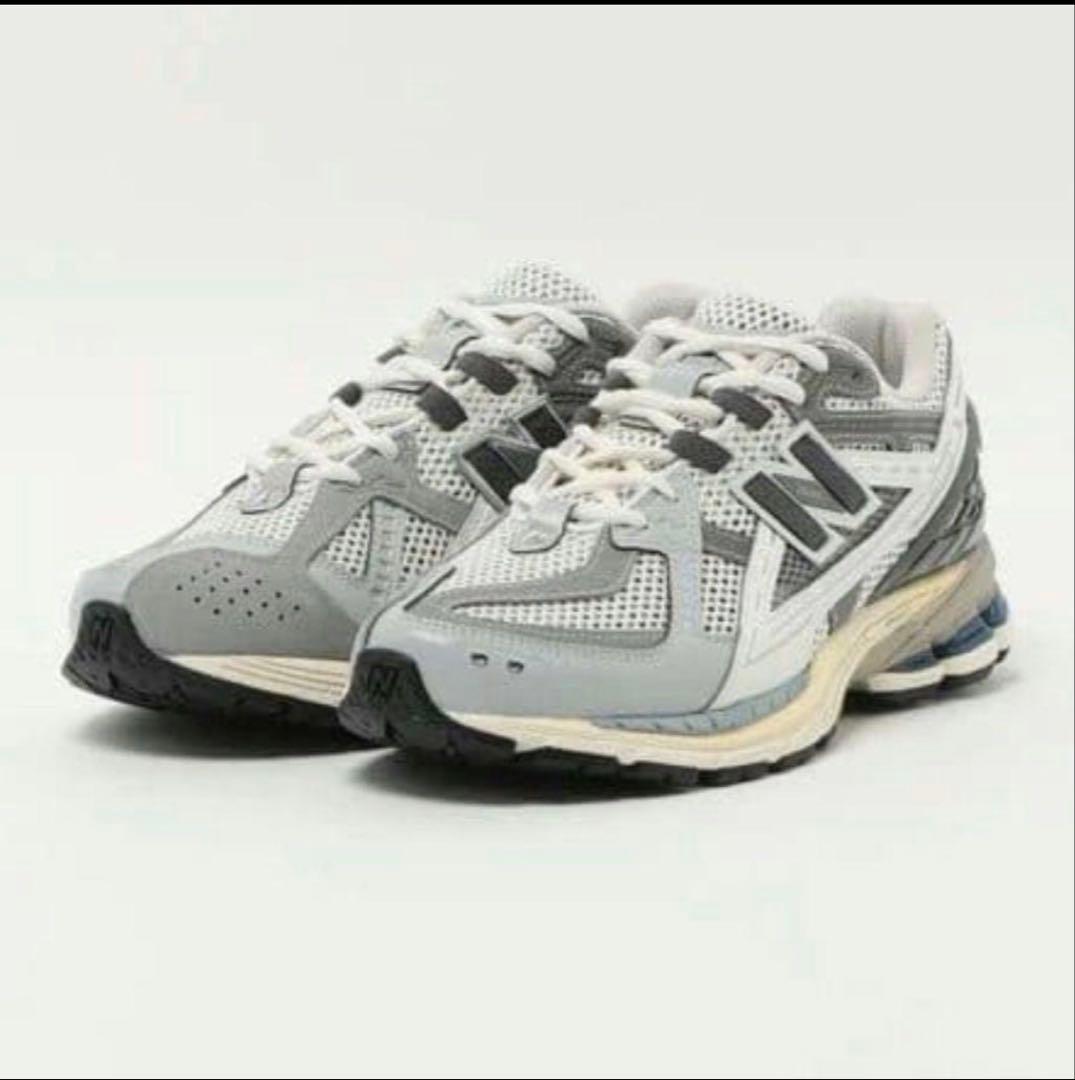 美品ニューバランス スニーカー U1906NA 24.5cm
