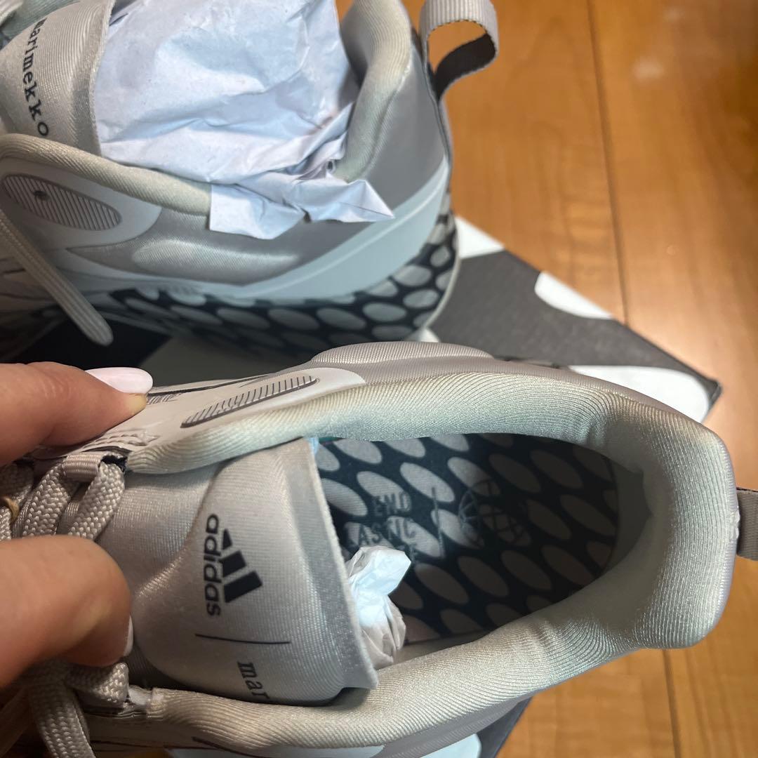 ひとみ 新品adidas marimekko ゴルフシューズ