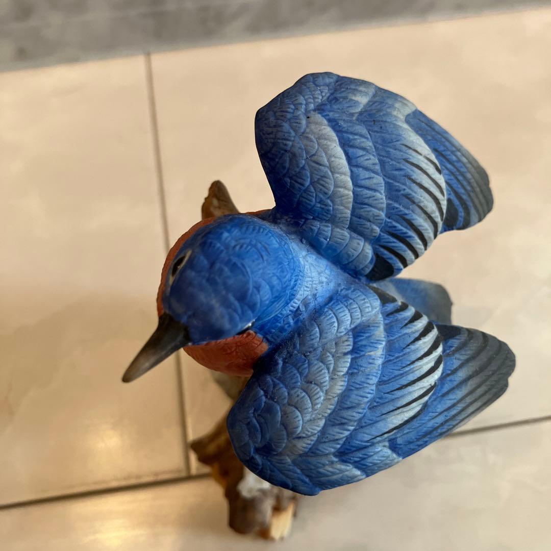 アメリカ80年代名門レフトン社 美しい瞳で精巧に作られた躍動感のある鳥の陶器