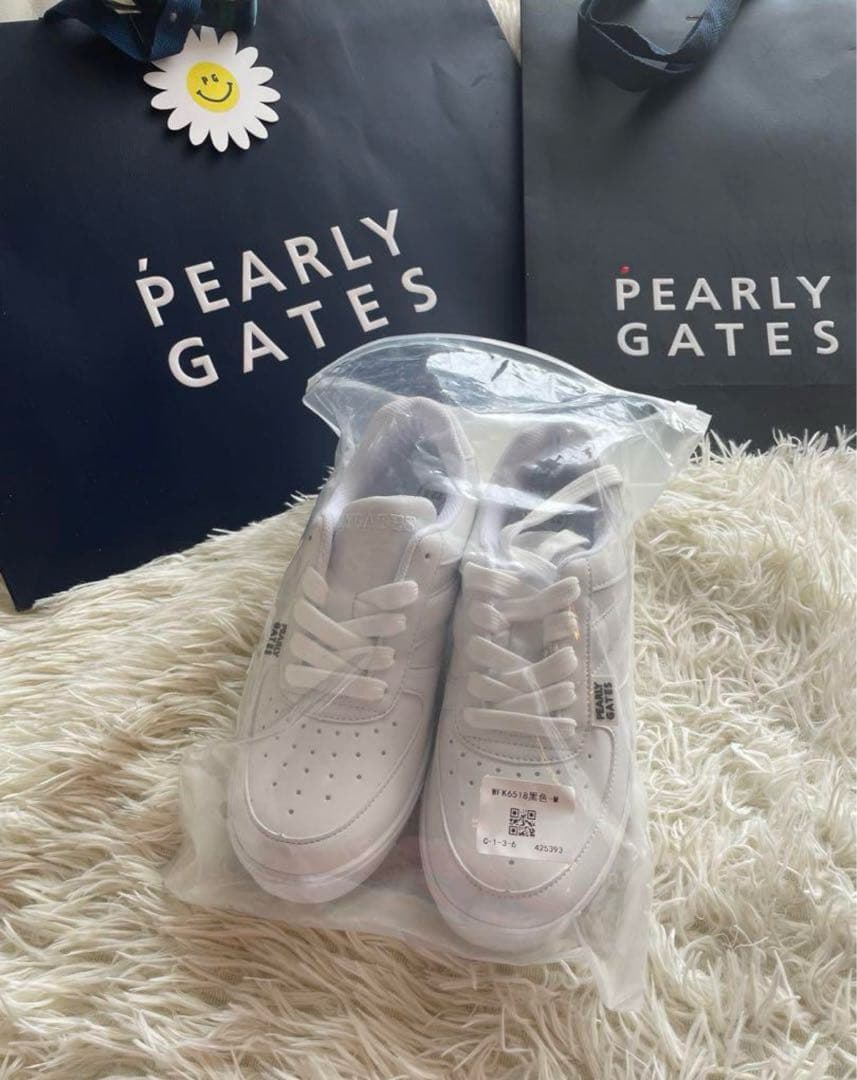 未使用新品PEARLYGATESゴルフシューズレディース ホワイトサイズ22.5