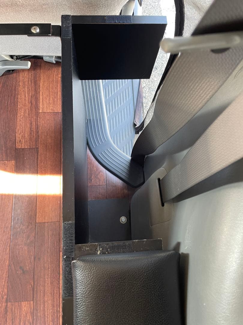 ハイエース200系　CRAFTPULS製ベットキット