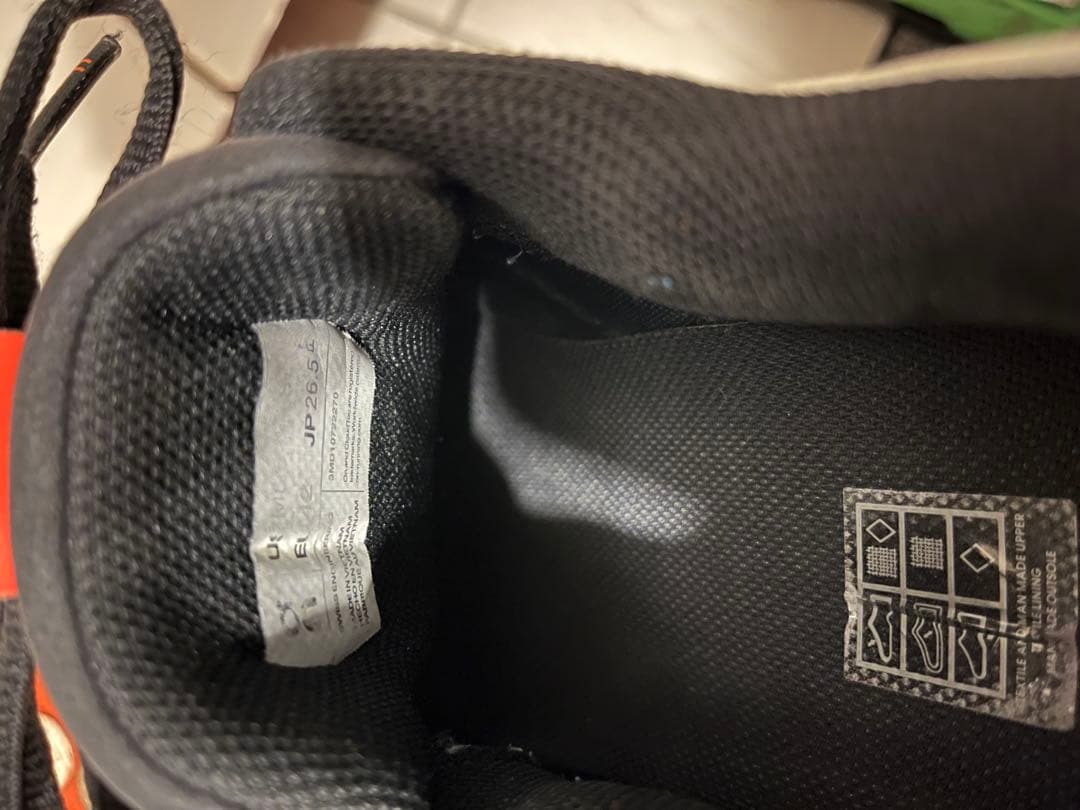 THE ROGER Pro Clay 26.5cm フェデラー