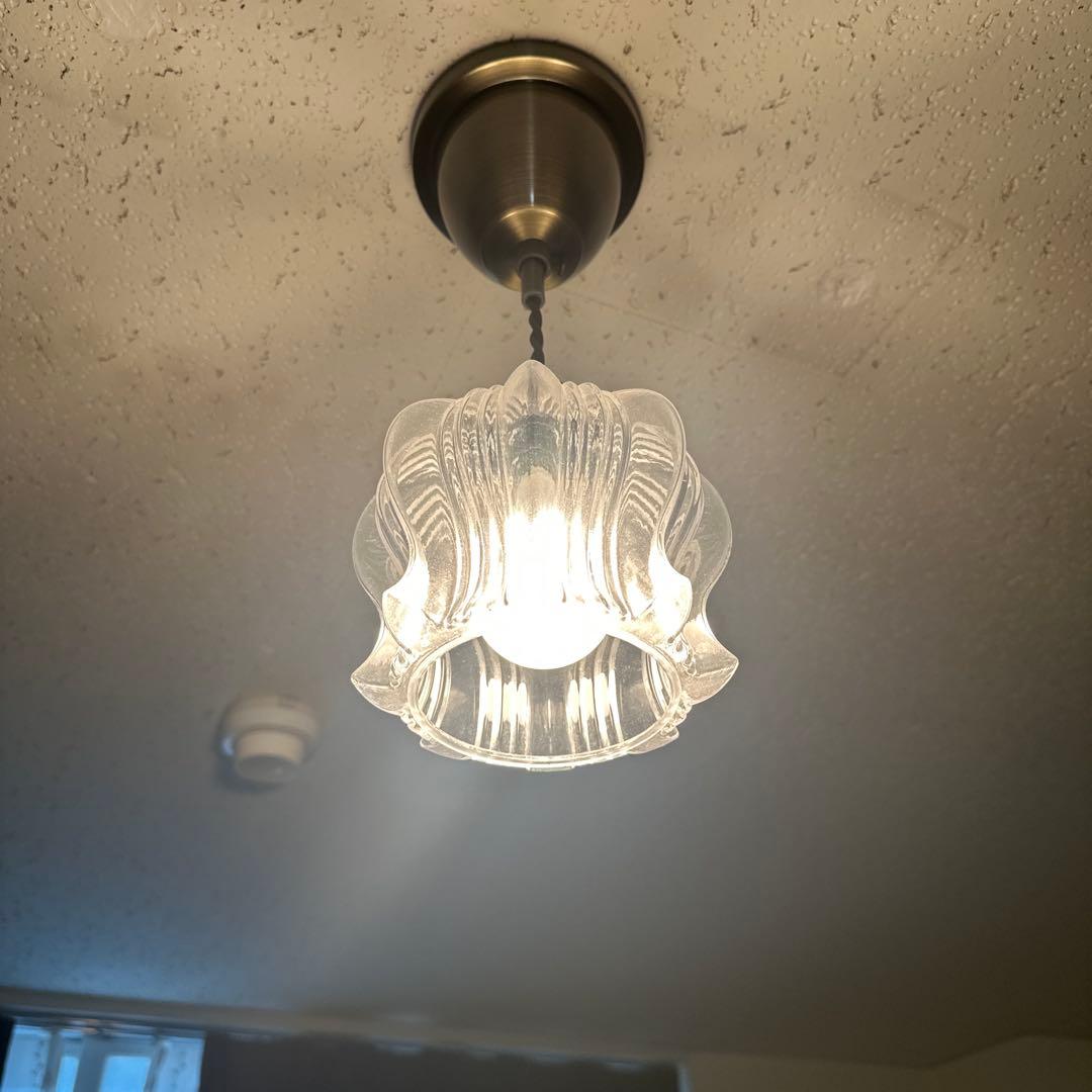 新品未使用フラワーシェイプ ペンダントライト