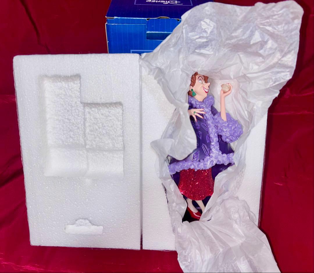 ショーケース　ビアンカの大冒険　ディズニー　ヴィランズ　マダムメデューサ　置物