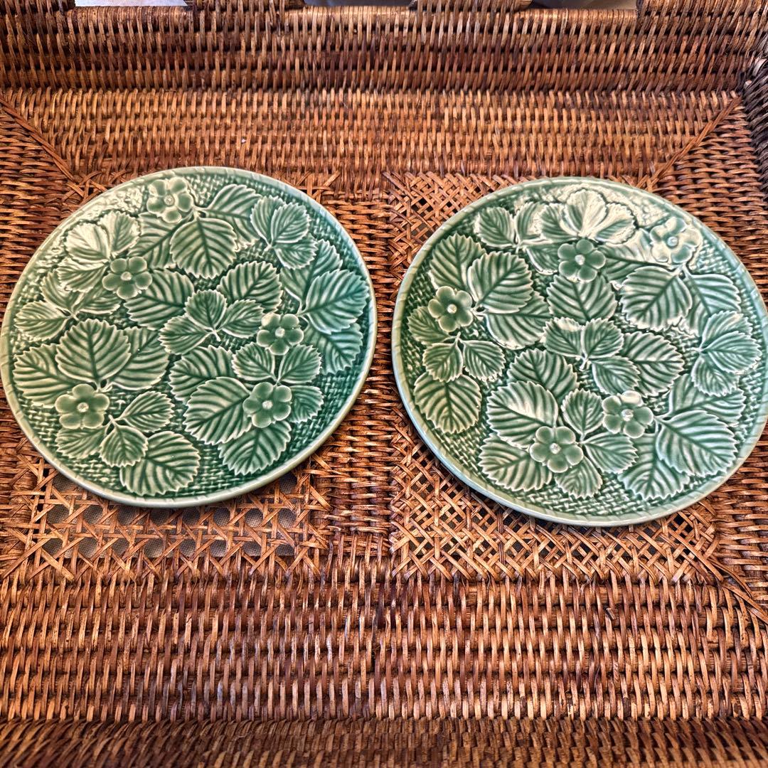 MAISON DE FAMILLE 緑色陶器プレート 苺の花模様7枚セット