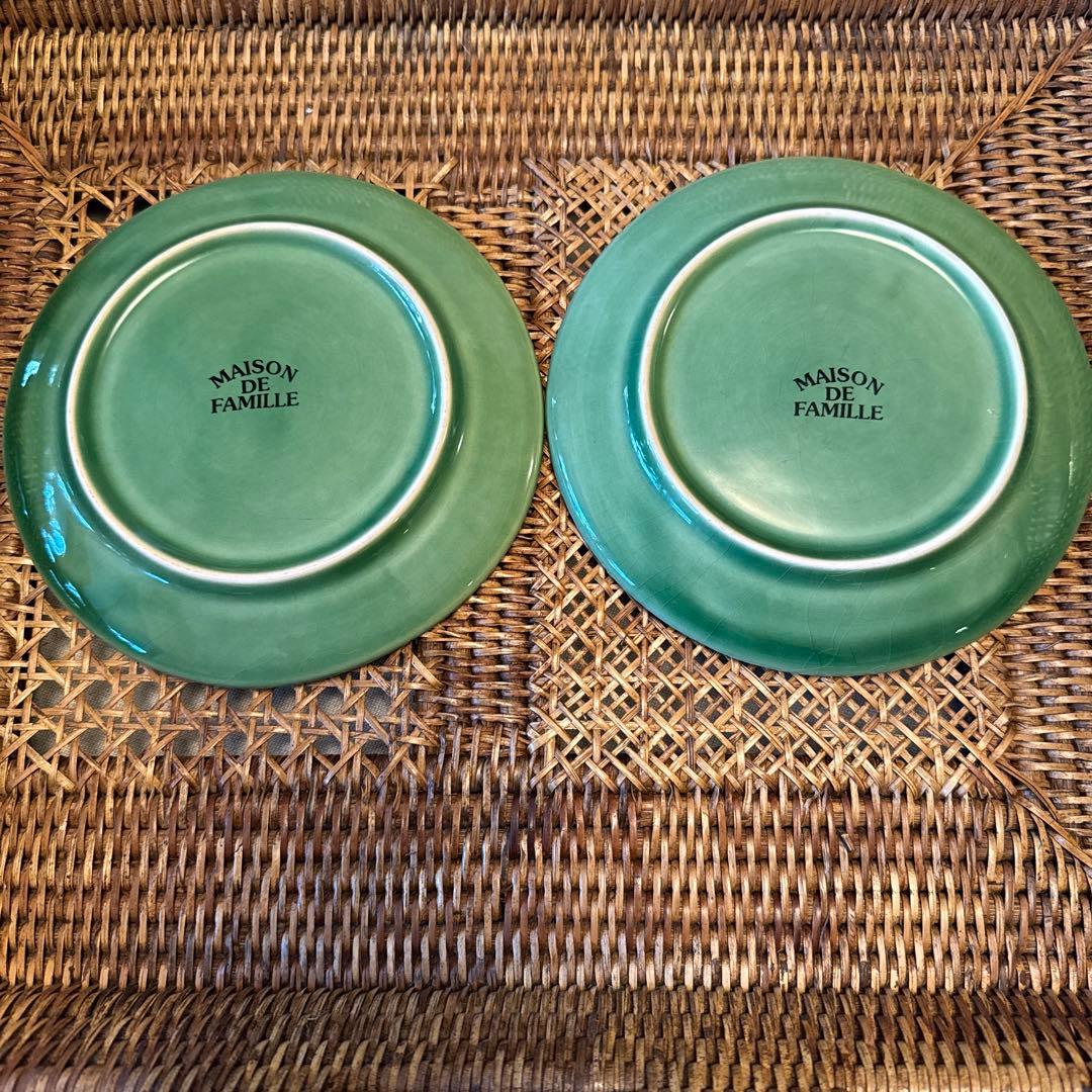 MAISON DE FAMILLE 緑色陶器プレート 苺の花模様7枚セット