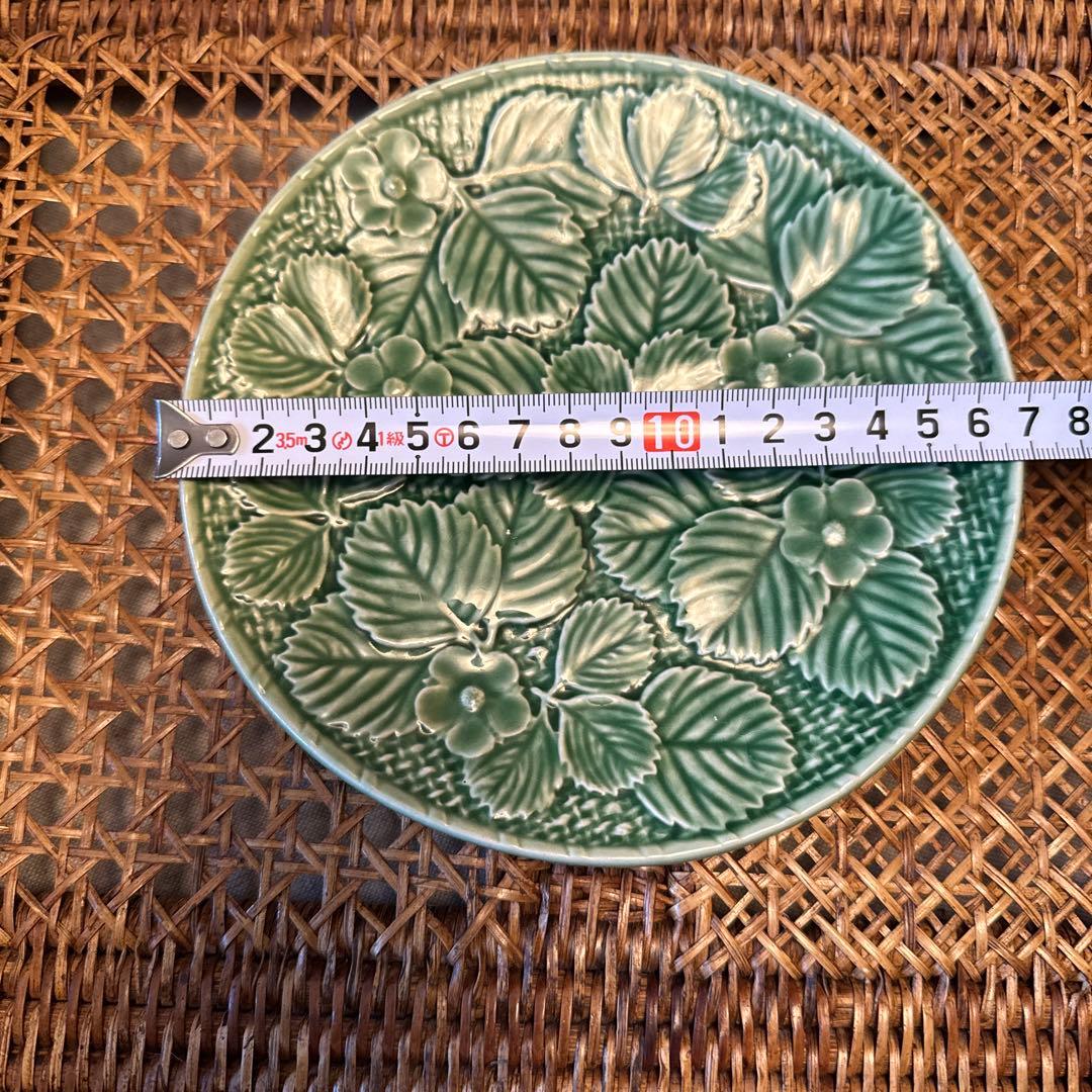 MAISON DE FAMILLE 緑色陶器プレート 苺の花模様7枚セット