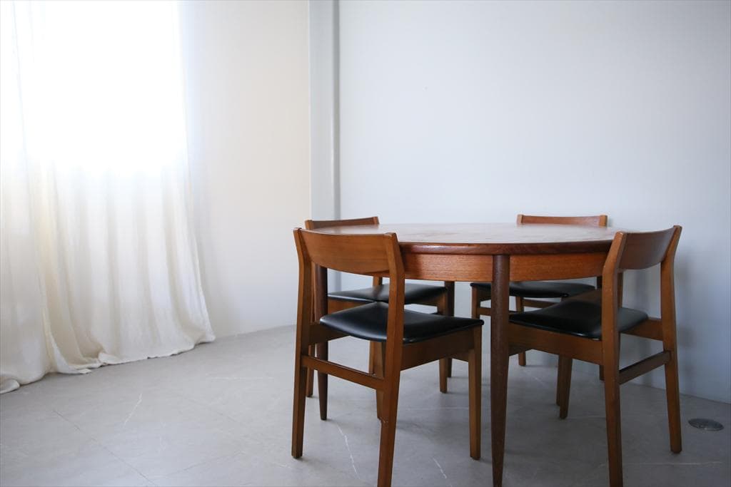 英国アンティークG-PLANジープラン伸張式ラウンドダイニングテーブル92-17