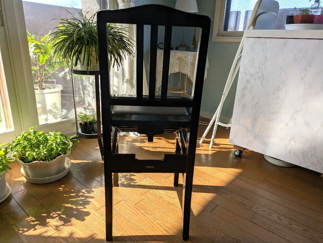 YAMAHAトムソン椅子