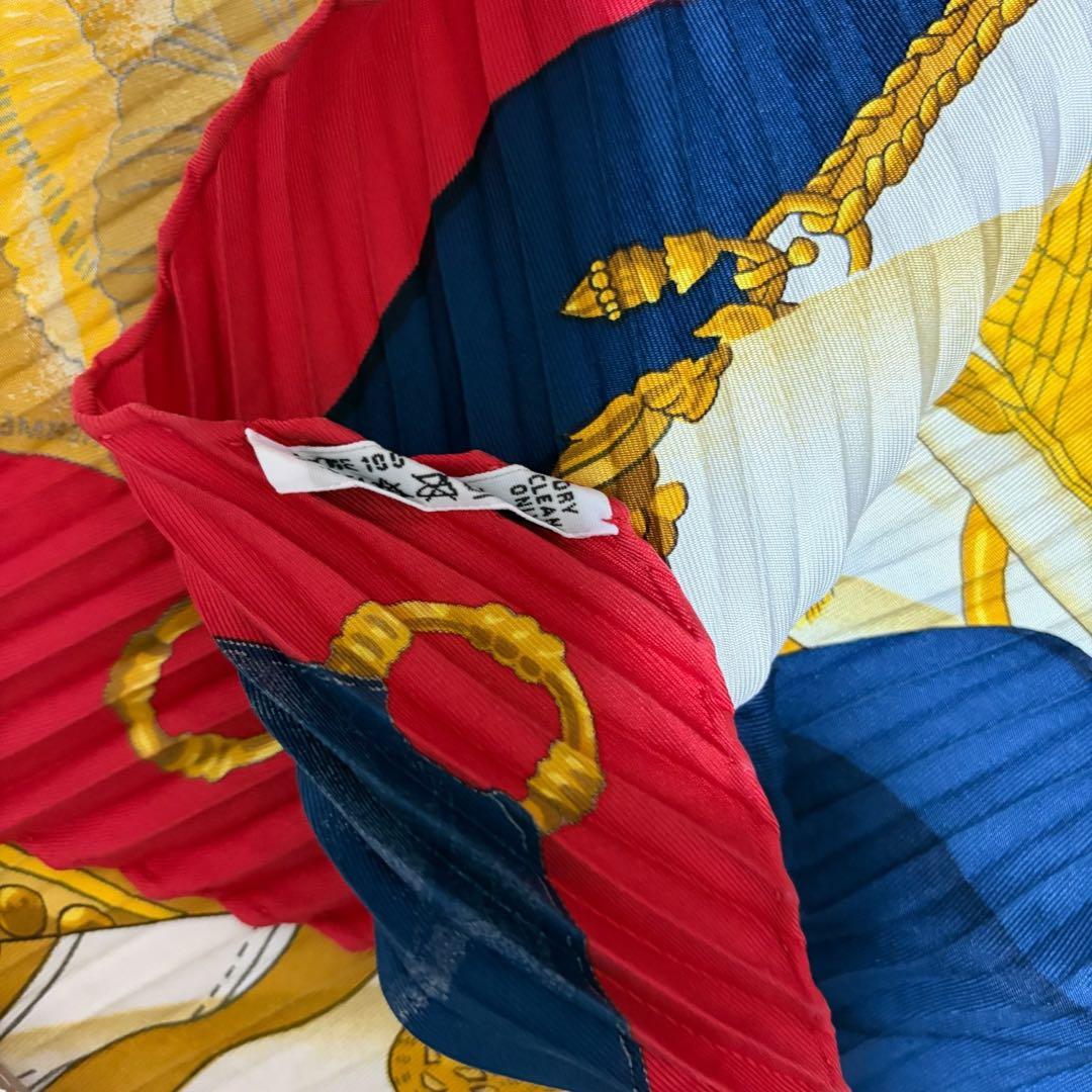 HERMES Soleil de Soie カレ90 プリセ シルクスカーフ