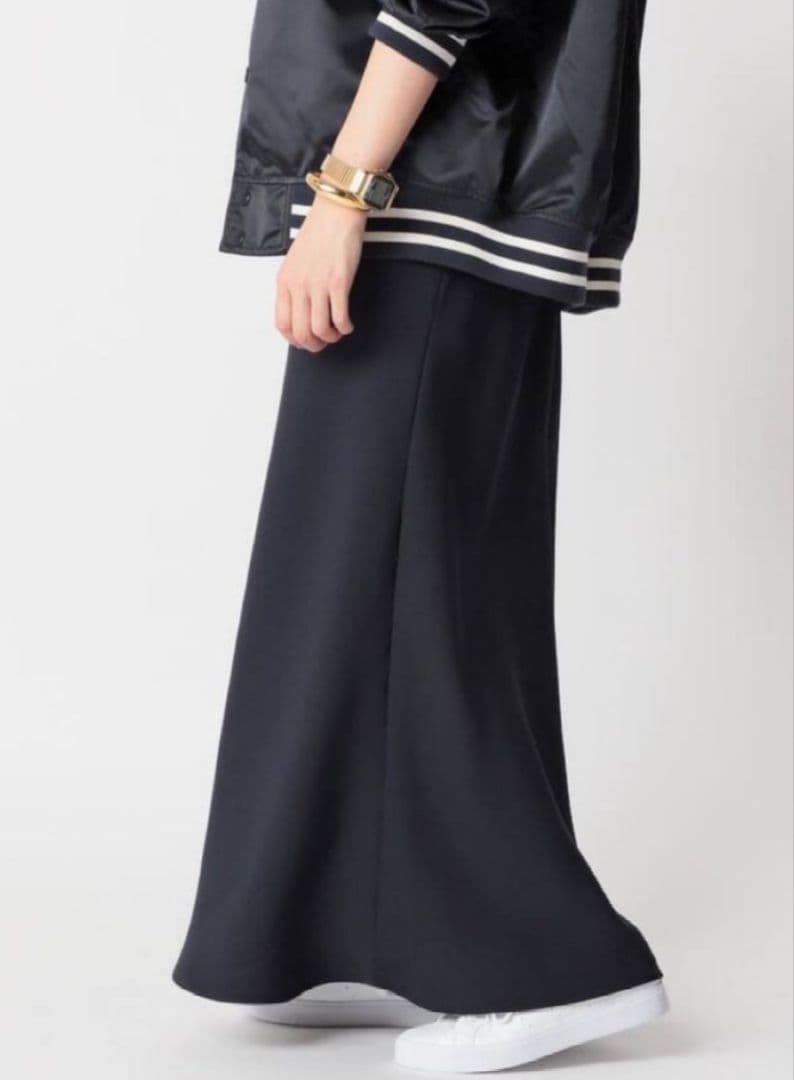 値下げ AP STUDIO SCENTOF ツイルフレアスカート 38 ネイビー