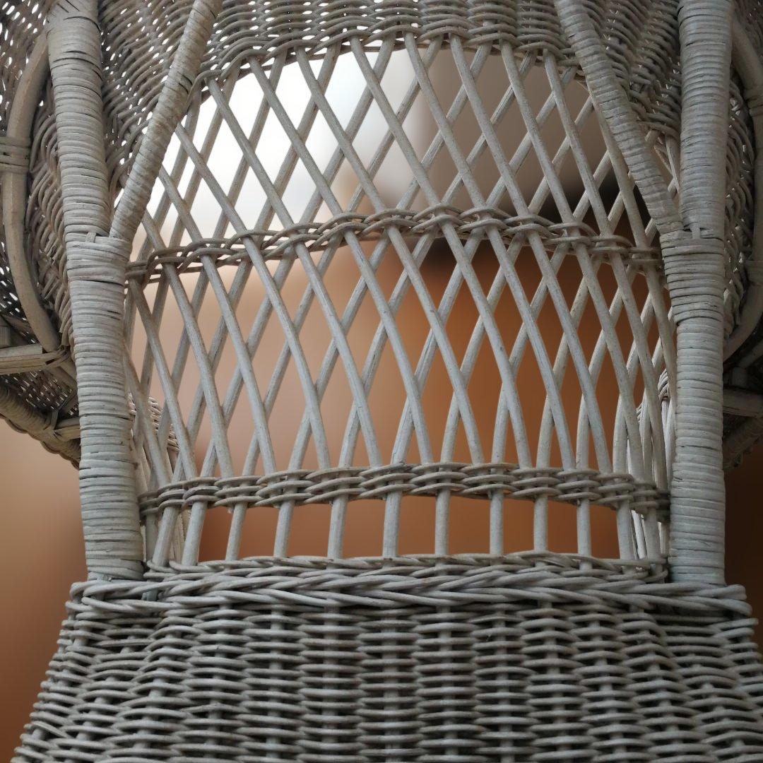 A ホワイトラタン編み込み椅子　籐家具