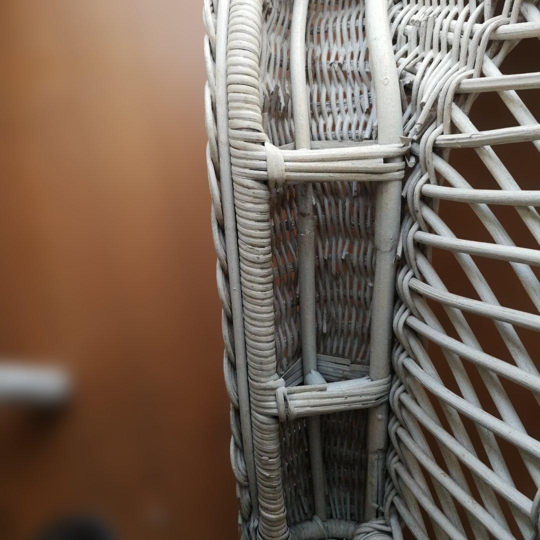 A ホワイトラタン編み込み椅子　籐家具