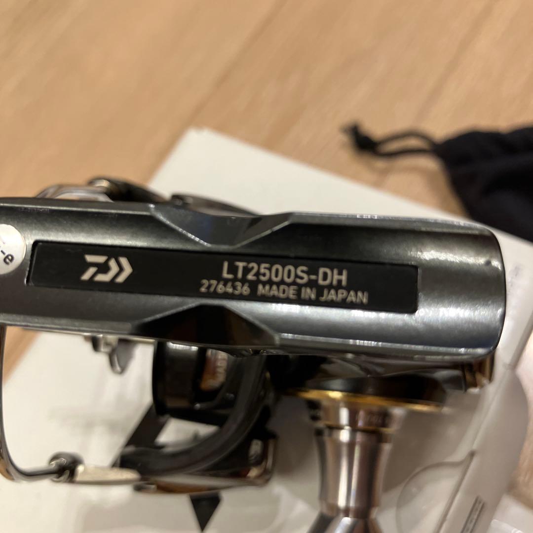 DAIWA 20LUVIAS LT 2500S-DH スピニングリール