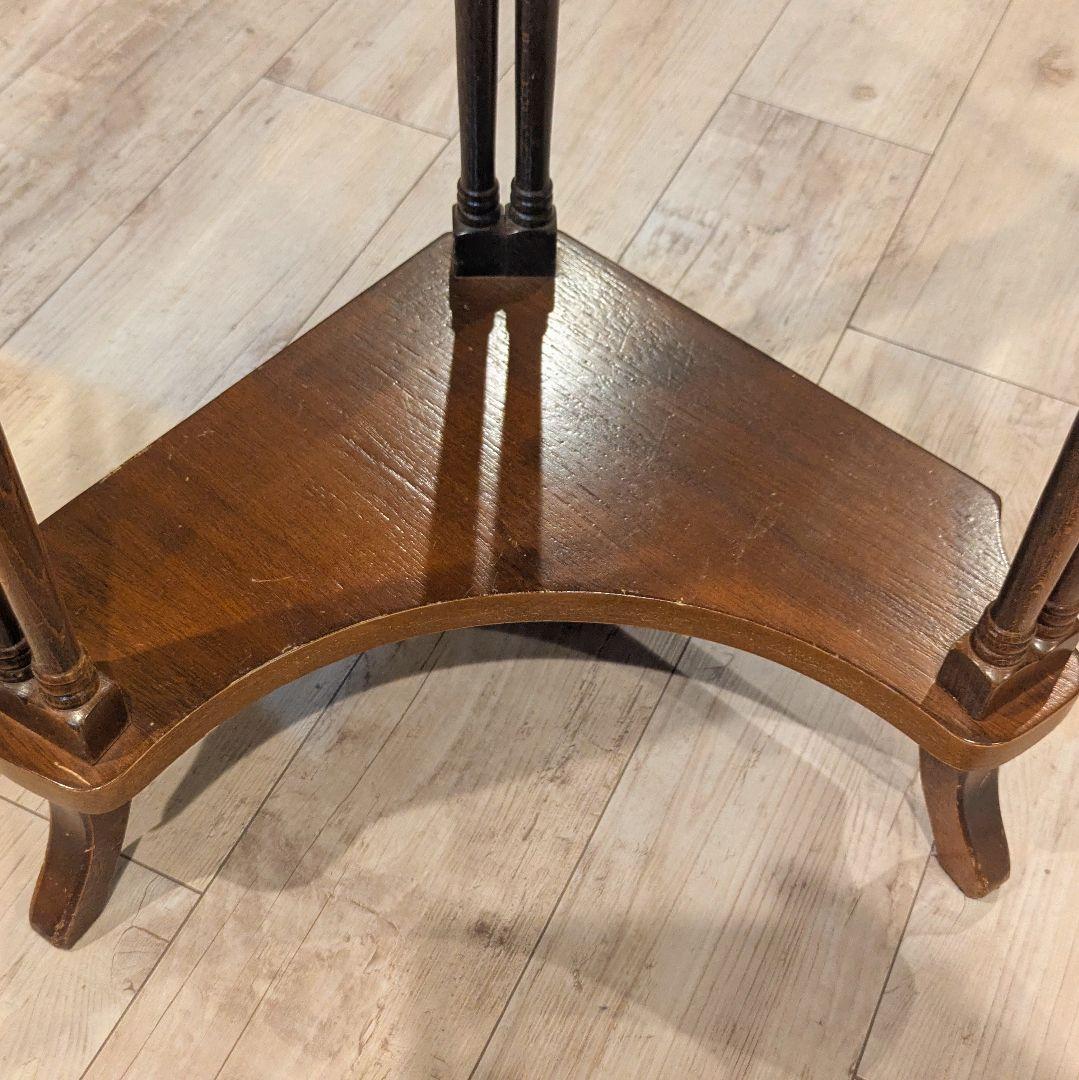 イタリア製 アンティーク調 コーナーテーブル 透かし飾り 輸入家具 送料込