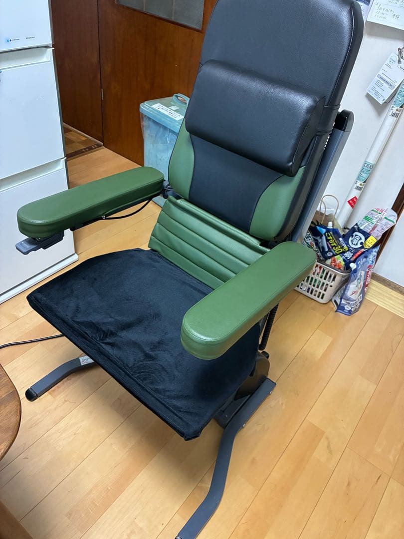 コムラ製作所 電動昇降椅子 独立宣言 ワイドシート（たのメル便）