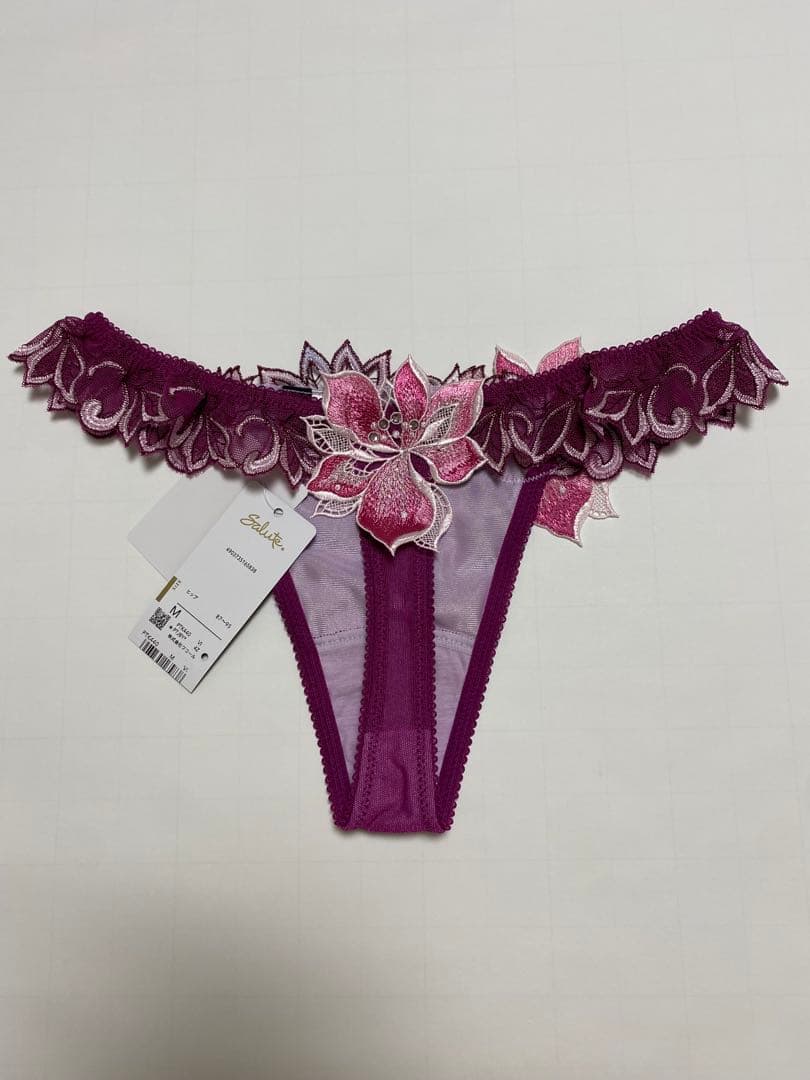 サルート40G Tバックショーツ M VI