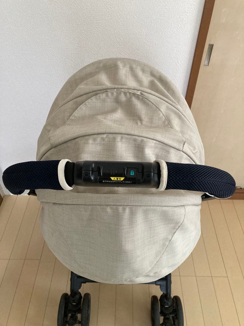 コンビのスゴカルα 4キャス compact エッグショック HT ベビーカー