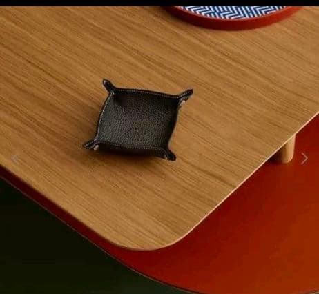 エルメス　ヴィド・ポッシュ「ミーズ・エ・ルランス」ミニレザートレイ黒