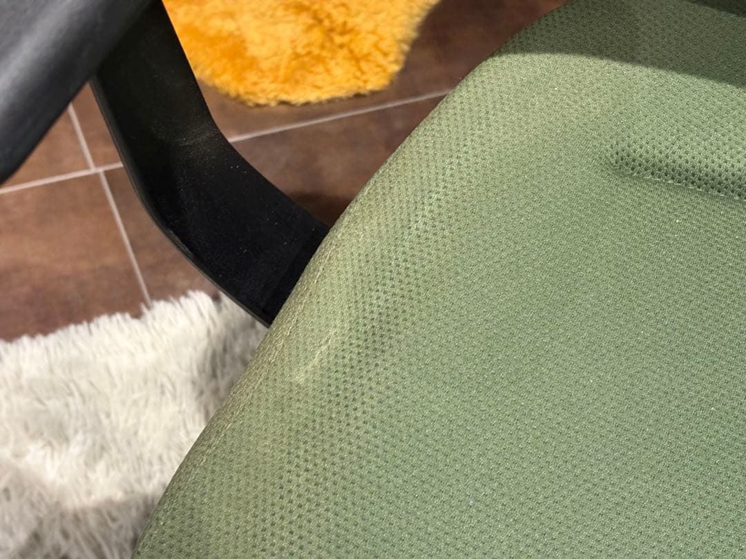 ②KOKUYO コクヨ　デスクチェア　オフィスチェア　イングチェア　H