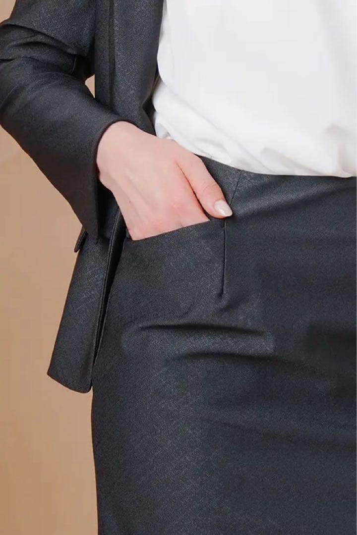 2025モデル✨kay me 【ストレッチジャカード】バックベントスカート　l