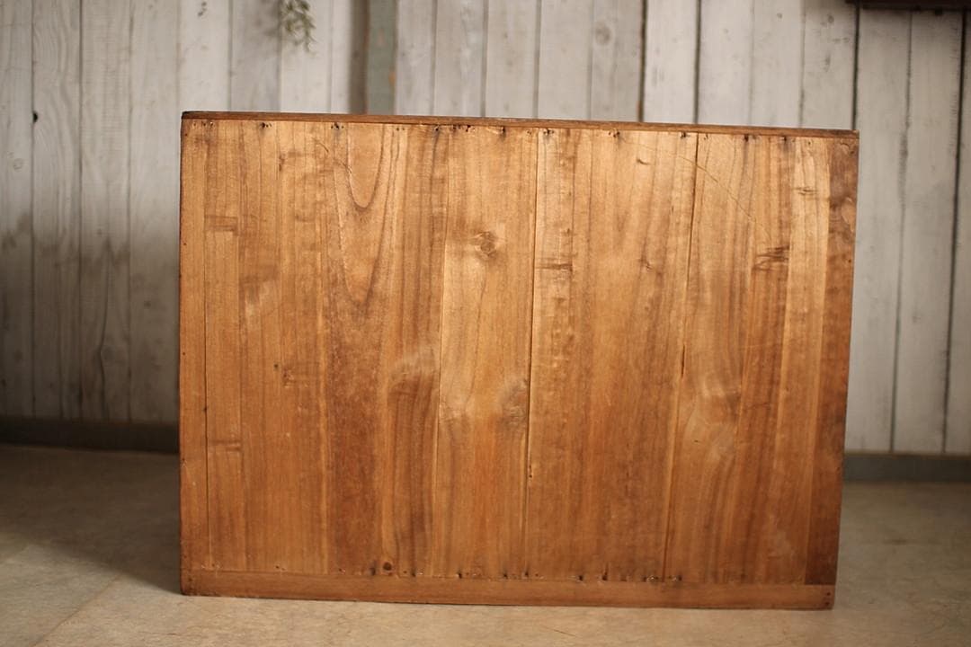 味のある木製のチェスト　引き出し3段　桐箪笥　昭和レトロ　タンス　古家具　古民家