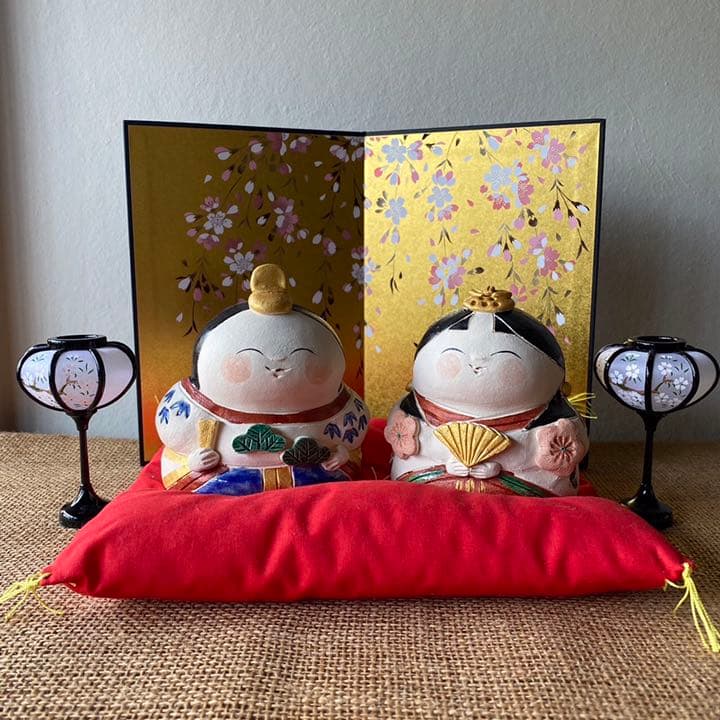 美濃焼　柔らかな表情の手作りのお雛様