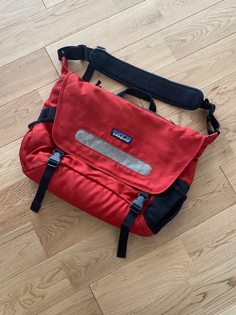 ト*ト様 patagonia ハーフマス　メッセンジャーバッグ
