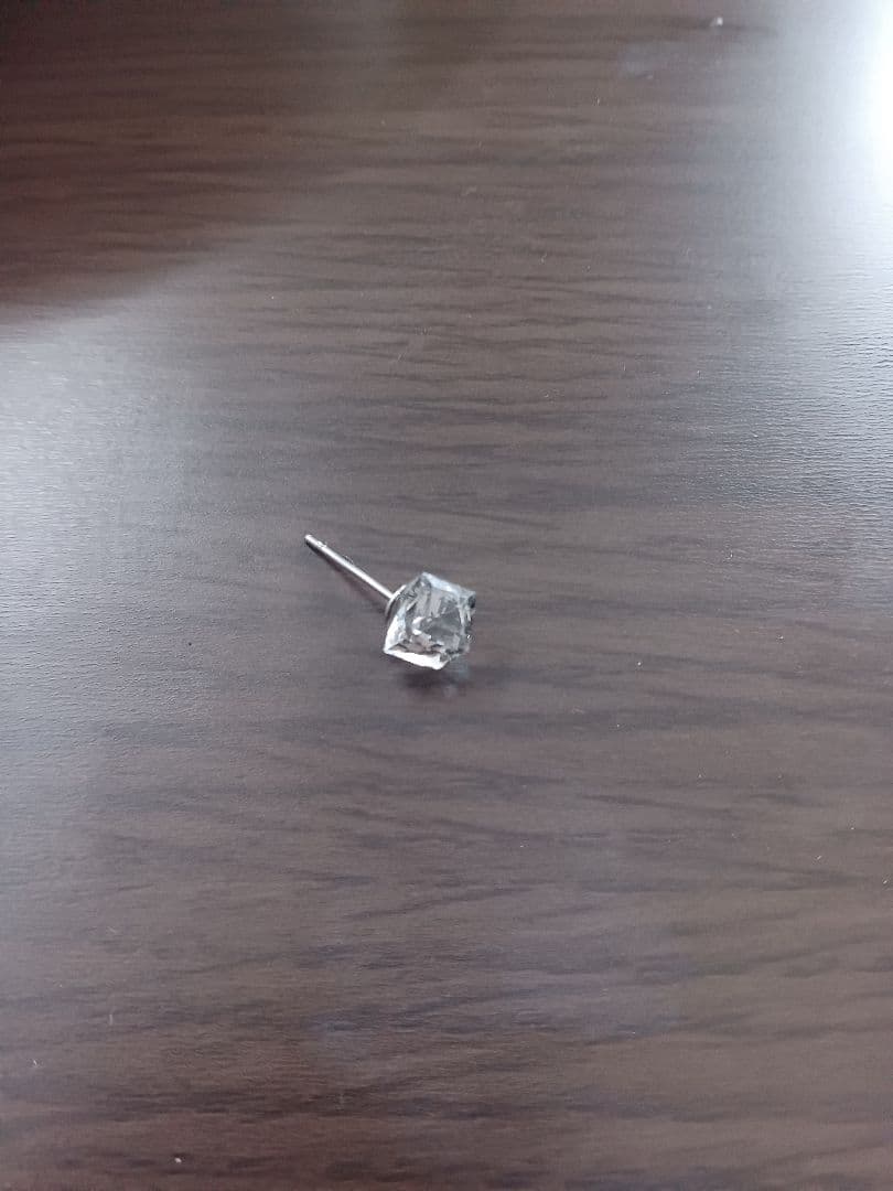 クリアストーン スタッドピアス 片耳用