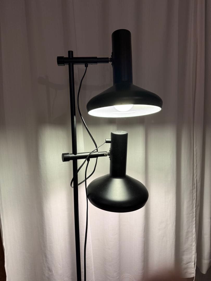 ボーコンセプト　フロアランプ　デュオ