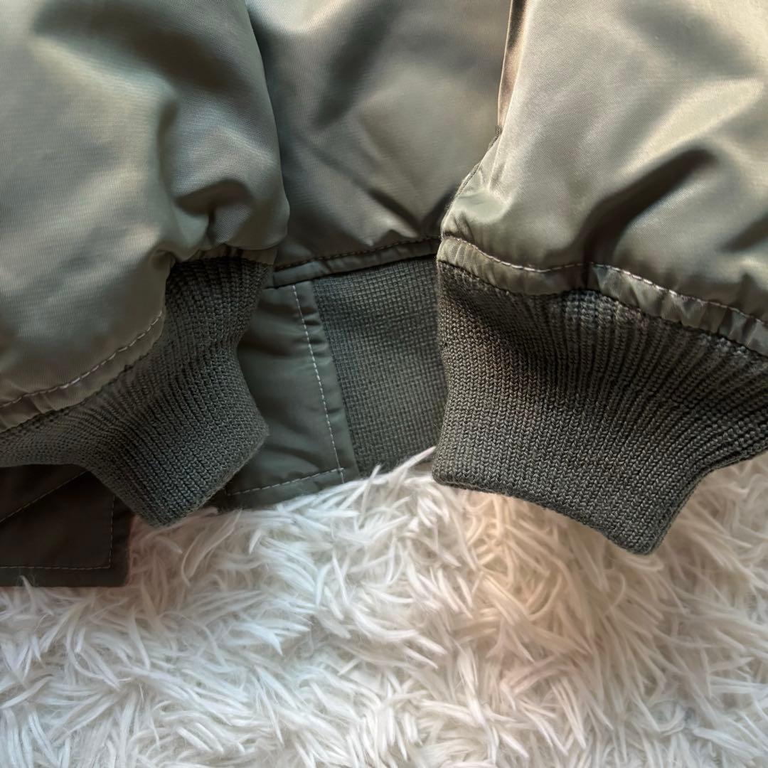 BEAMS MA-1 サーモライト 中綿ジャケット カーキ　Mサイズ