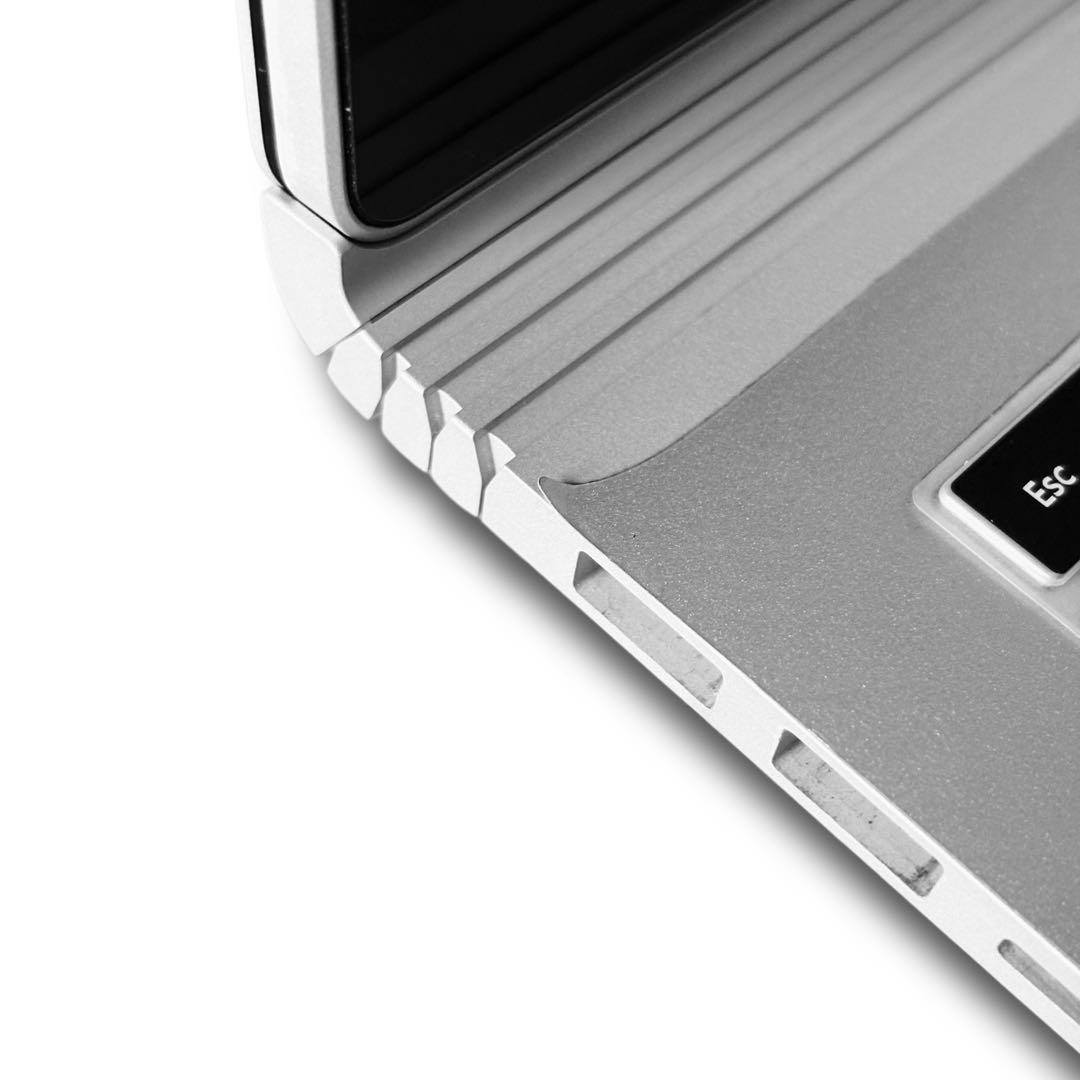 【極美品】Microsoft Surface Book2 Windows11