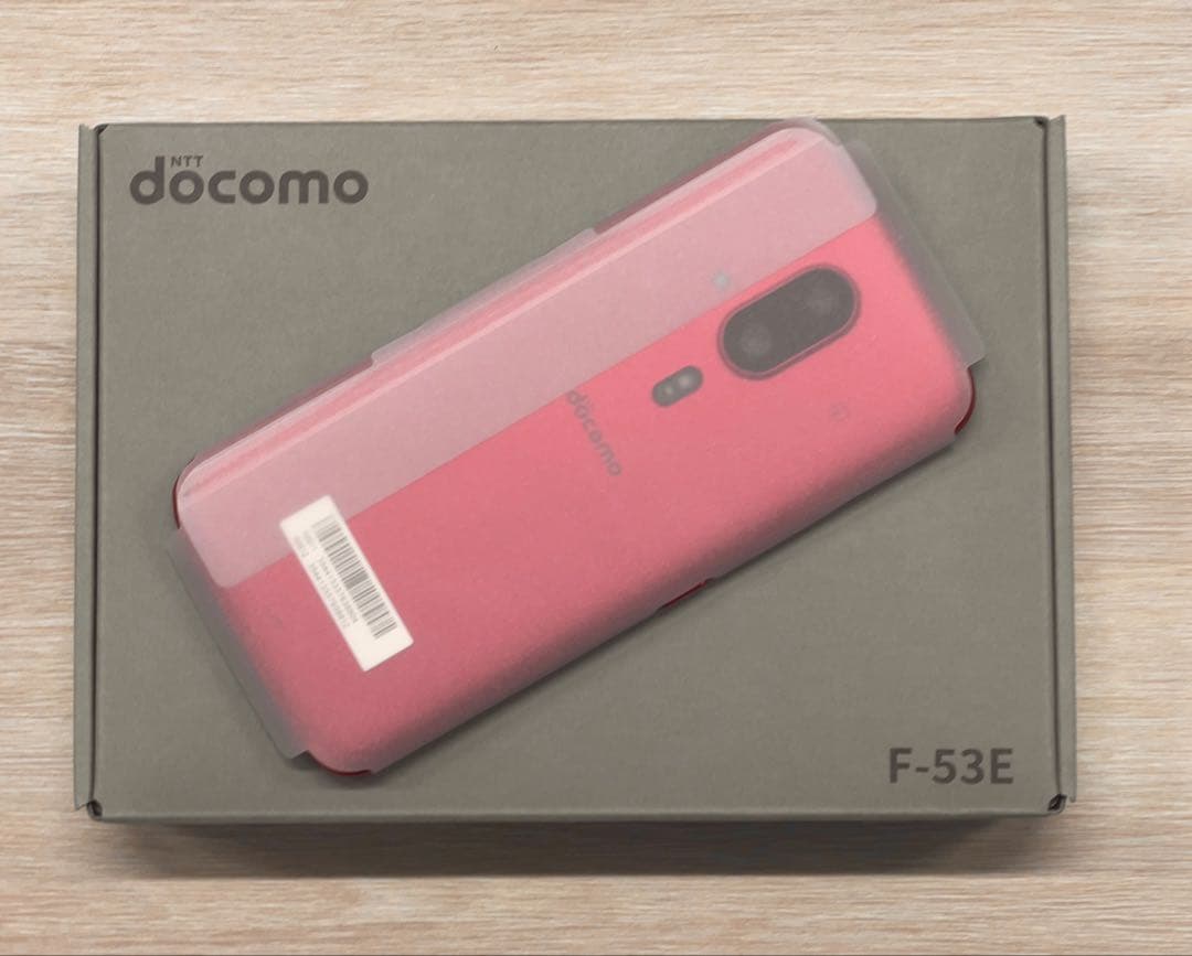 docomo らくらくスマートフォン F-53E ピンク　新品未使用1台