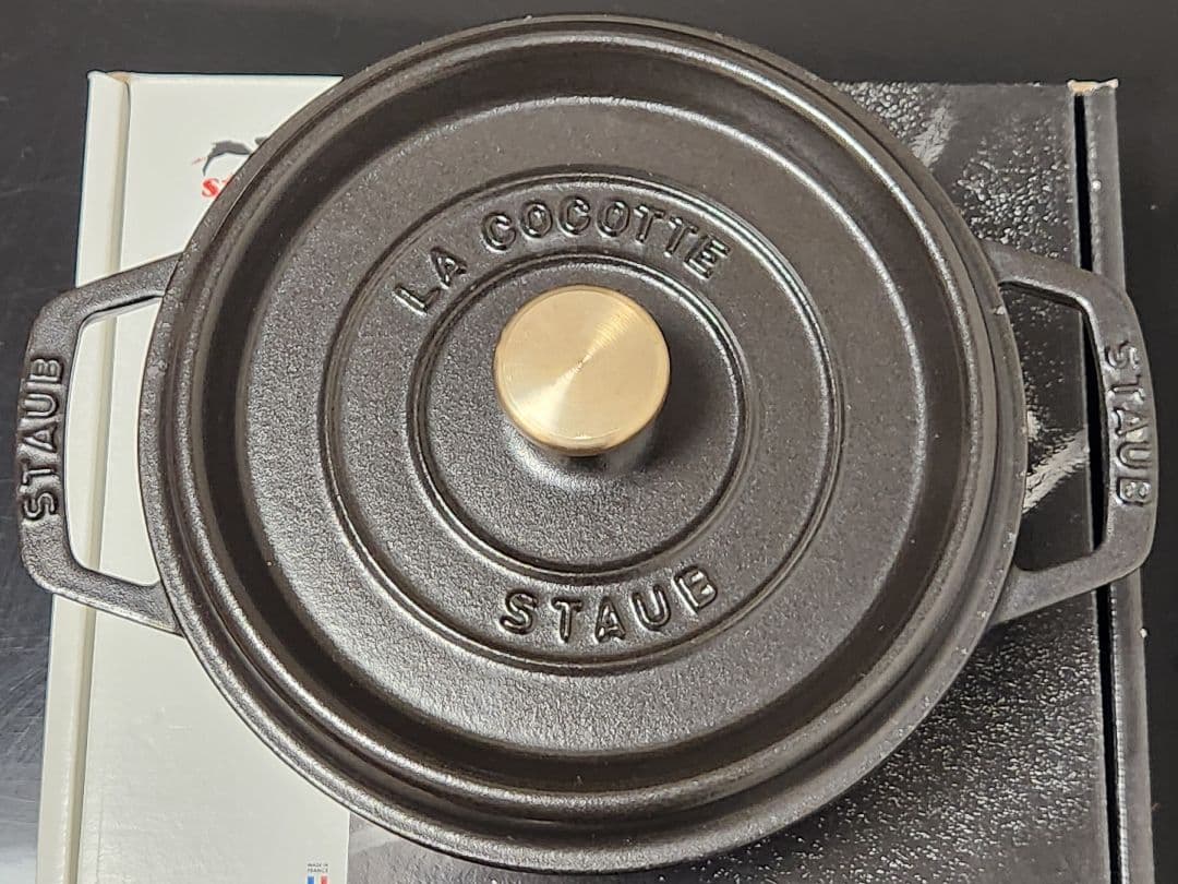 ストウブ STAUB ピコ・ココット ラウンド 20cm