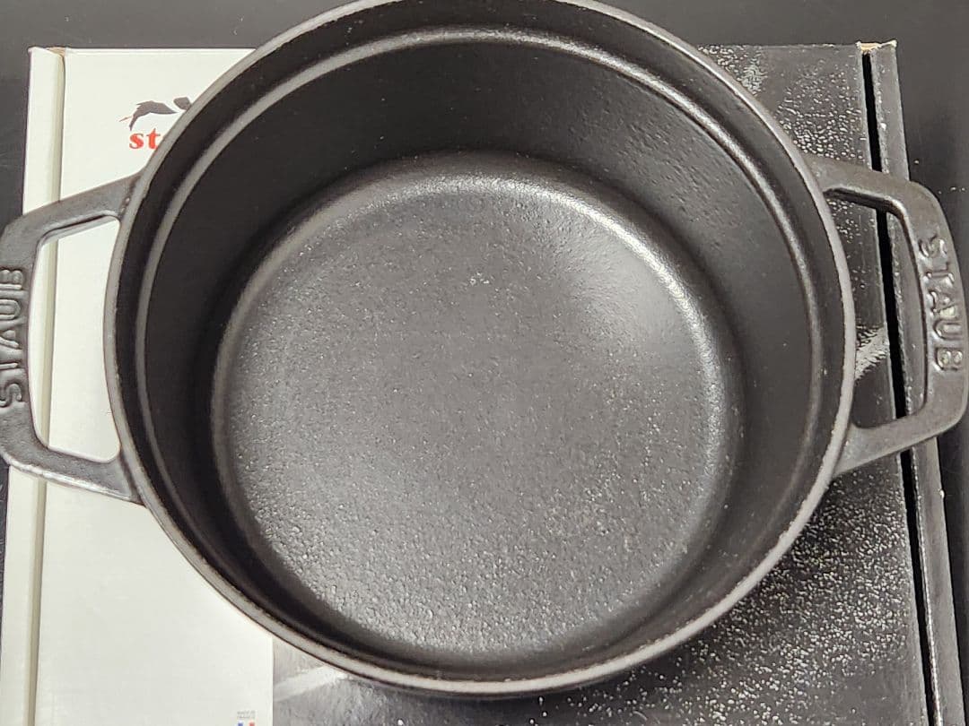 ストウブ STAUB ピコ・ココット ラウンド 20cm