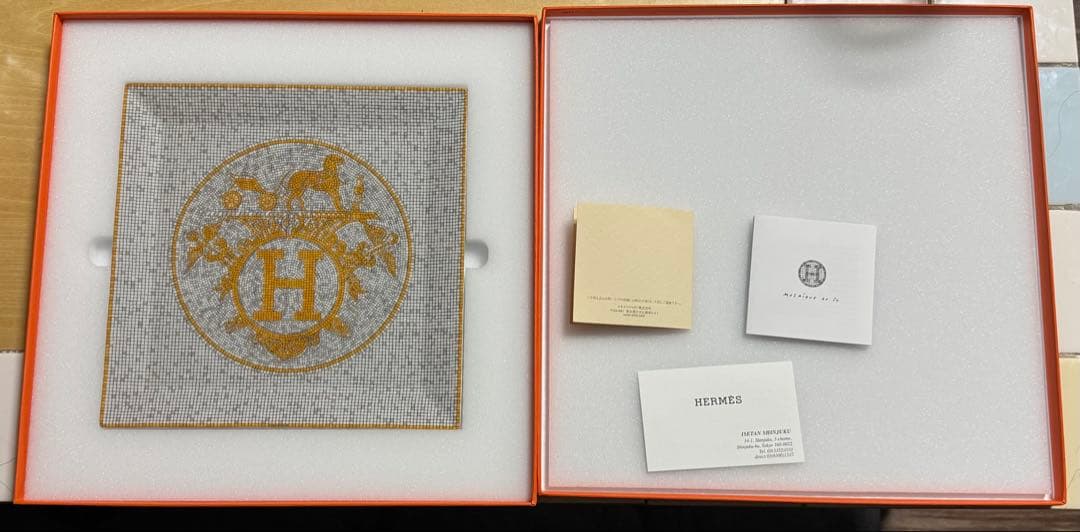 新品未使用☆エルメス☆モザイクゴールド24☆23cmスクエアプレート