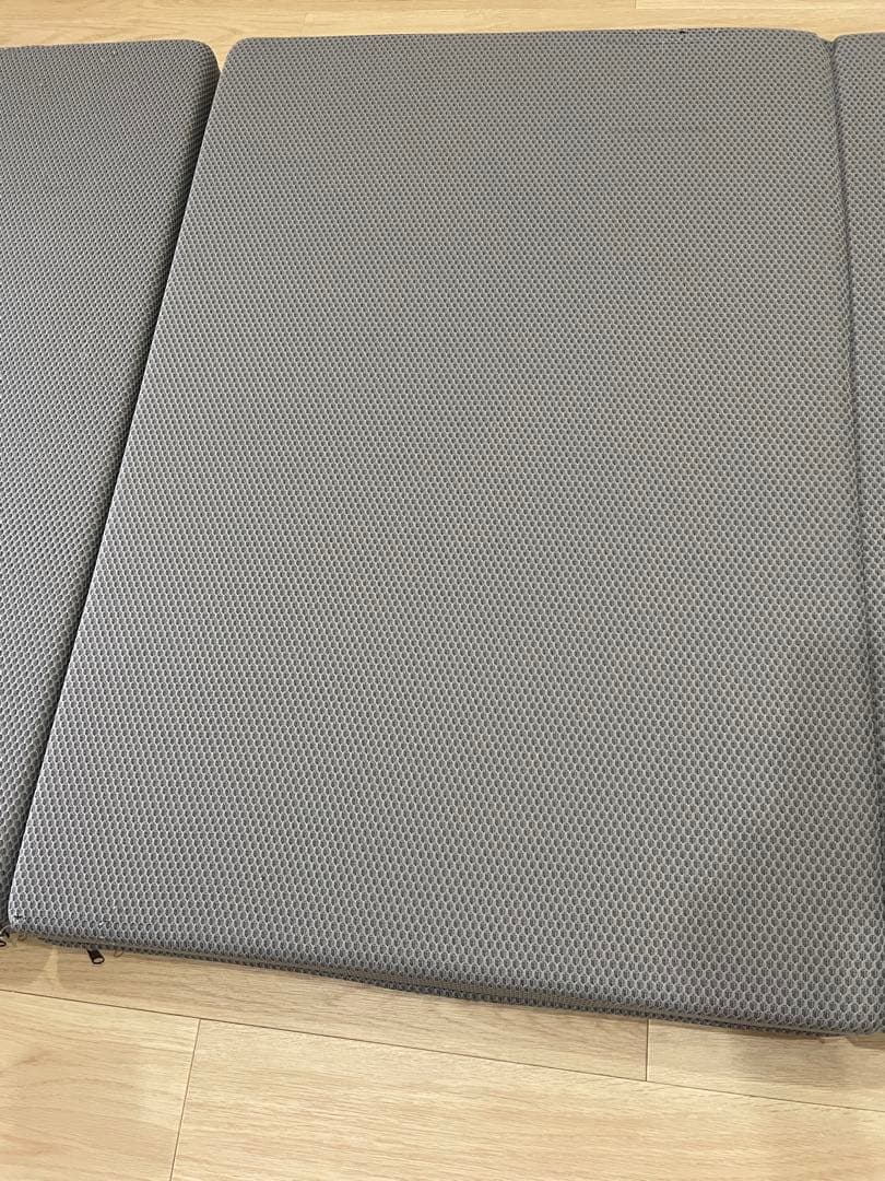 サステナブルウィング 三つ折りマットレス マニフレックス シングル グレー