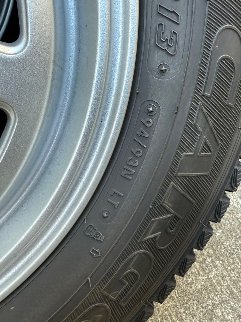 165/80R13 94/93 LT スタッドレス 4本　24年43週製造