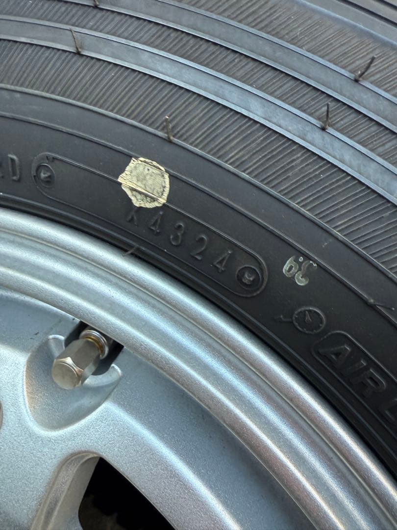 165/80R13 94/93 LT スタッドレス 4本　24年43週製造