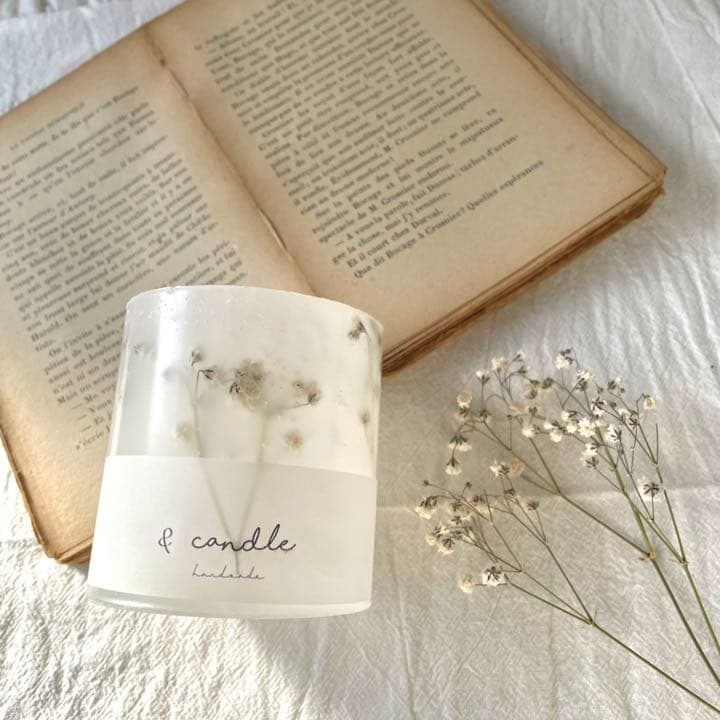 完売【再販】ボタニカルキャンドル かすみ草キャンドル キャンドルホルダー