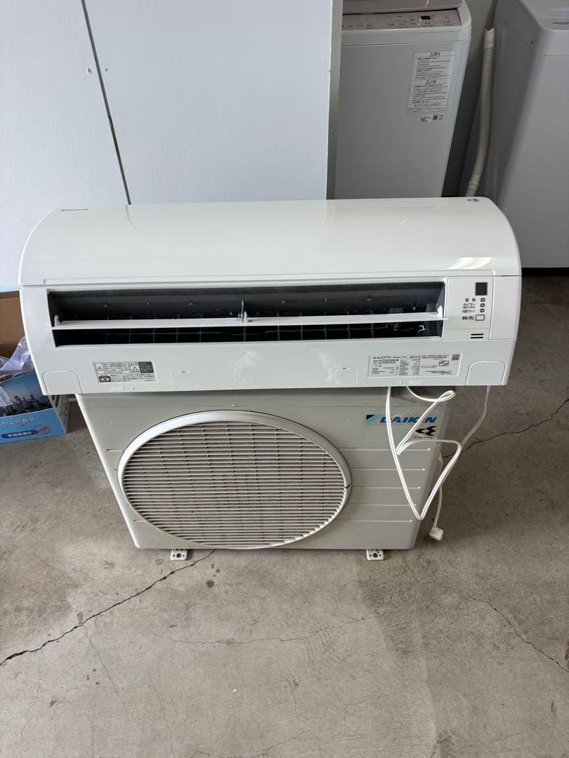 ★ダイキン　ルームエアコン　2021年製AJT22YNS-W