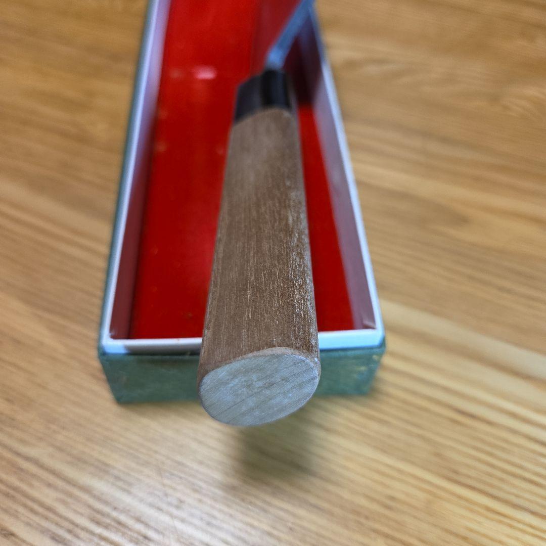 出刃包丁 鋼製？ 木製ハンドル　銘　総本家　東佳人　片刃