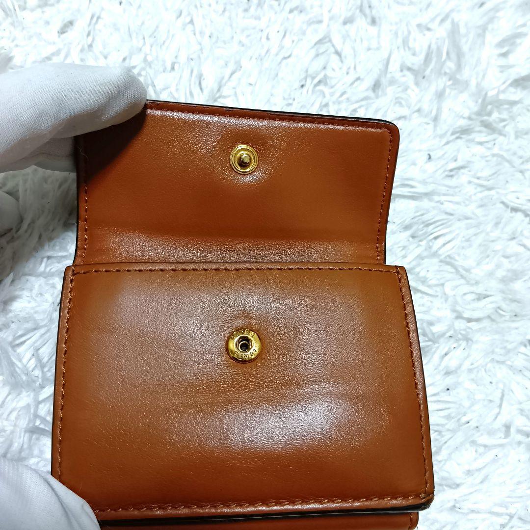 フェンディ　三つ折り財布　ローマ　レザー　ブラウン　正規品