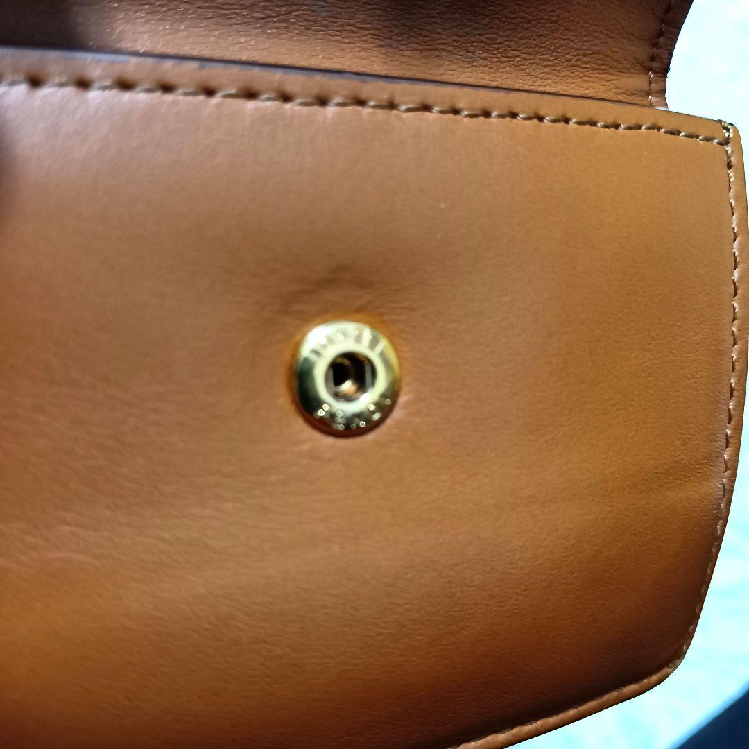 フェンディ　三つ折り財布　ローマ　レザー　ブラウン　正規品