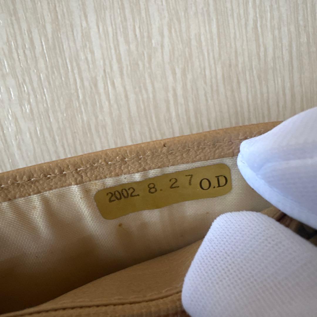 CHANEL シャネル　二つ折り財布　ベージュ