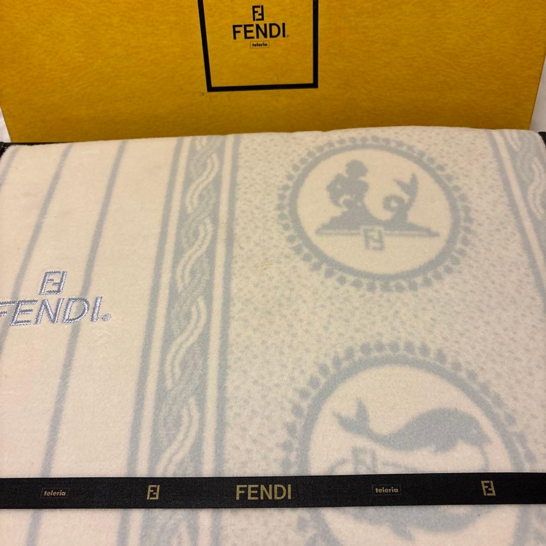FENDI フェンディ　12星座　モチーフ　綿　毛布　ブランケット