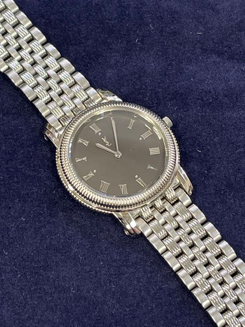 【ジャンク/不動】Yves Saint Laurent 腕時計 4N0204