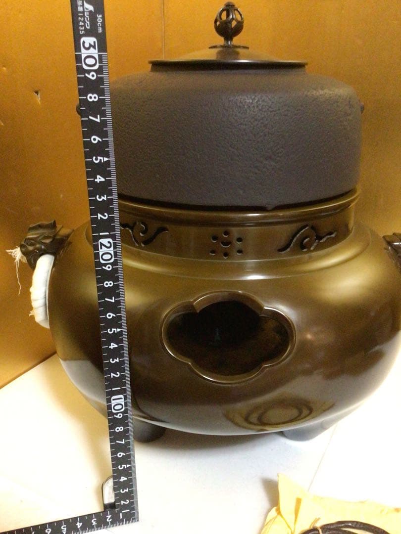 唐銅　風炉釜 畠春斎 一ノ瀬宗辰 共箱付き